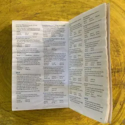 OXFORD PHRASAL VERBS DICTIONARY FOR LEARNERS OF ENGLISH  991284