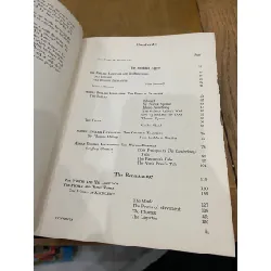 English Literature - Edward J. Gordon 553262