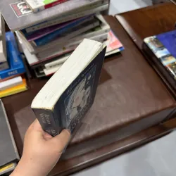 ĐÈN KHÔNG HẮT BÓNG – DZYUNICHI WATANABE- K3 1012965