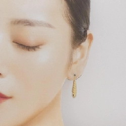 ウノアエレ 750YG Bông tai - Hàng hiệu Authentic 844972