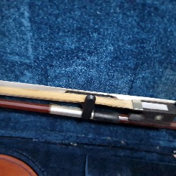 Đàn Violin sử dụng ít 18310