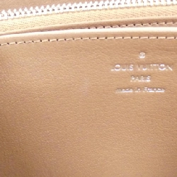 Ví Zippy da kỳ lạ Louis Vuitton 622001