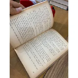 Chúa Nguyễn và các giai thoại mở đất phương Nam - Nguyễn Hữu Hiếu 129970