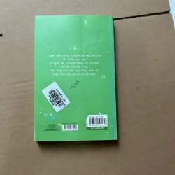 Phải lòng với cô đơn (sách ướt góc trên phía sau nhẹ) 977048