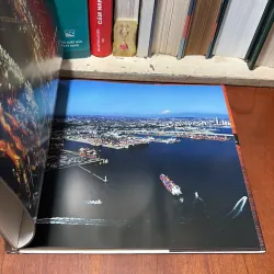 [Sách Tiếng Anh, Bìa Cứng, Khổ Lớn, In Màu] - II SCENERY OF YOKOHAMA - HIDEO MORI 798044
