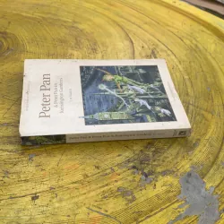 PETER PAN & PETER PAN IN KENSINGTON GARDENS- J.M. BARRIE  762227