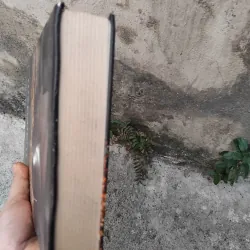 Tuần đêm của Sergei Lukyanenko 1003417