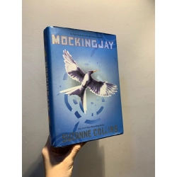 MOCKINGJAY - Suzanne Collins (Scholastic)