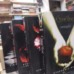 Sách: Trọn bộ Chạng Vạng, Trăng Non, Nhật Thực, Hừng Đông (B1) 728145