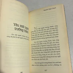 Lưng chừng cô đơn - Nguyễn Ngọc Thạch 689558