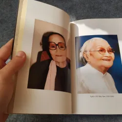 TRÔI THEO DÒNG ĐỜI 720017