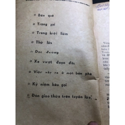 Trăng lưỡi liềm mới 50% ố nặng rách gáy có dấu mộc và viết nhẹ trang đầu 1974 Nhiều tác giả HPB0906 SÁCH VĂN HỌC 459123