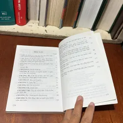 II Sách Chính Trị: Hiến Pháp Nước Cộng Hoà Xã Hội Chủ Nghĩa Việt Nam - 2017 747896