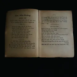 Kinh khuyên đời tu niệm  731848