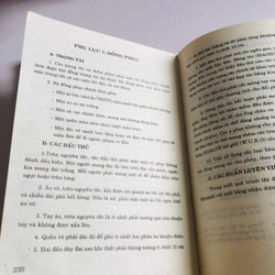 📚 SÁCH VỀ KARATE  🥋 542434