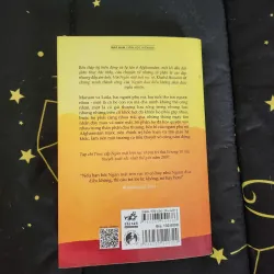 NGÀN MẶT TRỜI RỰC RỠ - Khaled Hosseini 961358