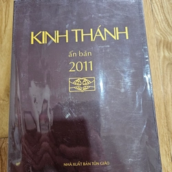 Kinh Thánh Ấn Bản 2011 Cựu Ước&Tân Ước –Các Giờ Kinh Phụng Vụ (1971-2011) kèm hộp, bìa da.