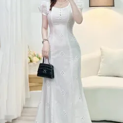 Trang phục công sở vest nữ tay dài màu xám kẻ sọc nhạt 715976