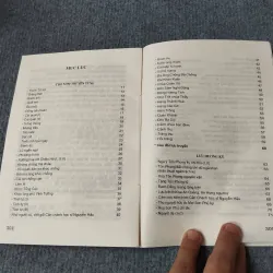 HỒ XUÂN HƯƠNG THƠ VÀ ĐỜI 729248