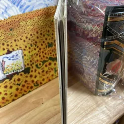 Nợ Như Chúa Chổm - Bìa Cứng Khổ To 928080