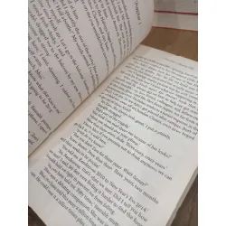 The girl in room 105 - Chetan Bhagat 698857