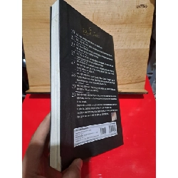 Trước bình minh luôn là đêm tối Tạ Minh Tuấn mới 70% rách bìa nhẹ 2017 HCM1106 911473