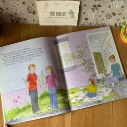 Sách tranh tiếng anh The Big Bottom Hunt, Used, Picture Book For Kids 446669