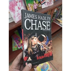 Cả thế gian trong túi - Chase 2007 Tiểu Thuyết VAVO-AK19 Rebooks.vn