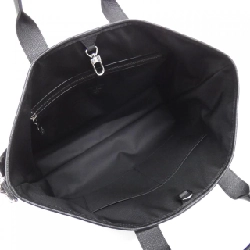 Túi xách cuối tuần Taiga Lama M30937 của Louis Vuitton 610721