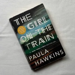 The Girl on the Train - Paula Hawkins