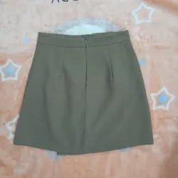 Chân váy chữ A màu xanh rêu size S. 1005929