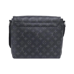 Túi đeo vai Louis Vuitton Monogram Eclipse District PM M45272 - Hàng hiệu Chính hãng 802061