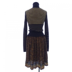 Đầm LOUIS VUITTON 648165