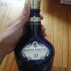 Vỏ Rượu Whisky Royal Salute 21 Năm