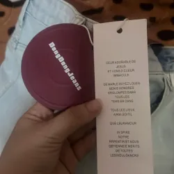 Chân váy jeans màu xanh Size S mới, chưa mặc lần nào còn nguyên mác 1030709