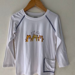 Combo 2 áo thun tay dài Chaang . Size 4 - 5 tuổi