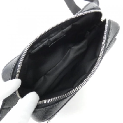 Túi đeo chéo Louis Vuitton Taiga Lama Bum Bag Outdoor M30245 613742