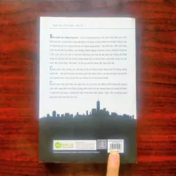 [Sách Kinh Tế] Sào Huyệt Của Những Ông Trùm (James B. Stewart) 925487