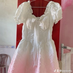 Đầm nữa loang tay bồng cổ vuông 521442