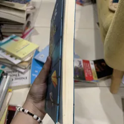 Chú bé mang pyjama sọc 🐟 722676