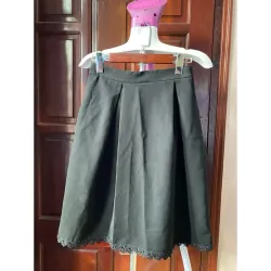 V118. Chân váy đen ren size M 1037799