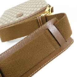 Túi đeo vai INTERLOCKING G 726833 92THG của Gucci 609680