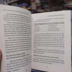Sách: Đừng cố gắng bán, hãy giúp khách hàng mua - Trịnh Minh Thảo (A2) 590169