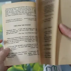 [XƯA] High Five (1999) - Janet Evanovich 1027579