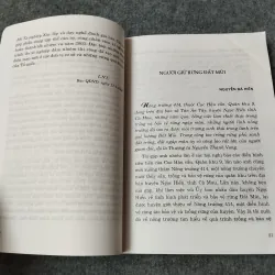 SÁNG MÃI PHẨM CHẤT BỘ ĐỘI CỤ HỒ TẬP IV 700911