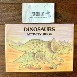 Sách ngoại văn set 4 cuốn Activity Books, Used, Bìa Mềm 756488