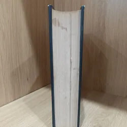 Sự lừa dối hào nhoáng  1019012