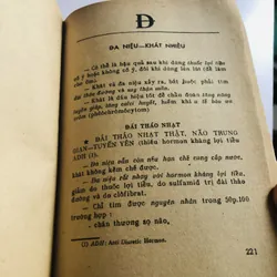 TỰ ĐIỂN TRIỆU CHỨNG VÀ ĐỊNH BỆNH  726521