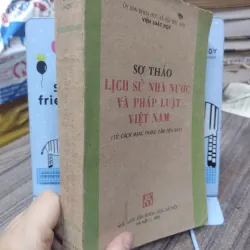 Sách: Sơ thảo lịch sử nhà nước và pháp luật Việt Nam - TG: Viện luật học (A2) 999391