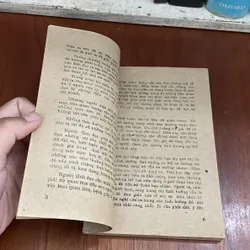[Sách Xưa] - II Sách Kỹ Năng: 100 Tình Huống Trong Quản Lý - B.O. SUFTSUK - 1985 559422